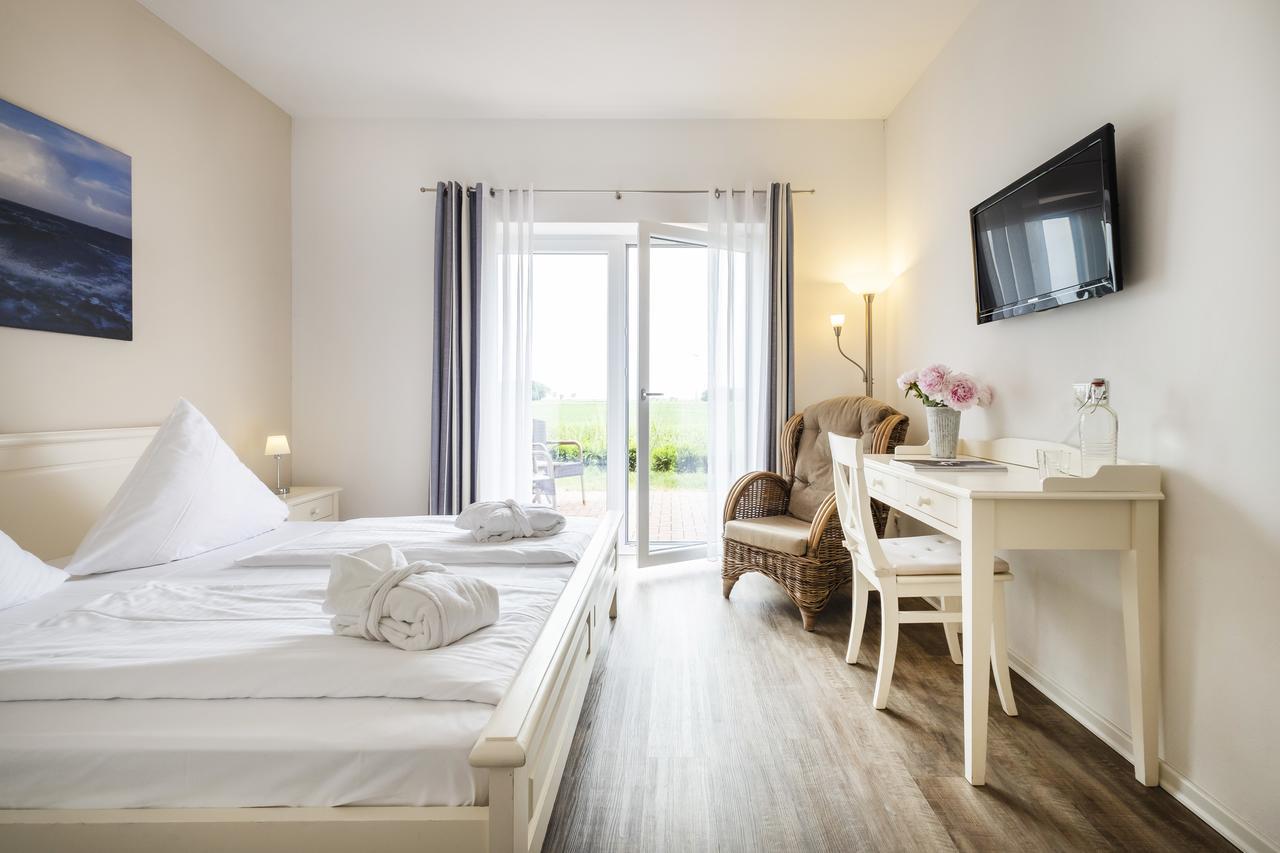 Hotel, Restaurant, Cafe Pharisaeerhof - Nordseeurlaub Mit Hund Нордстранд Екстер'єр фото