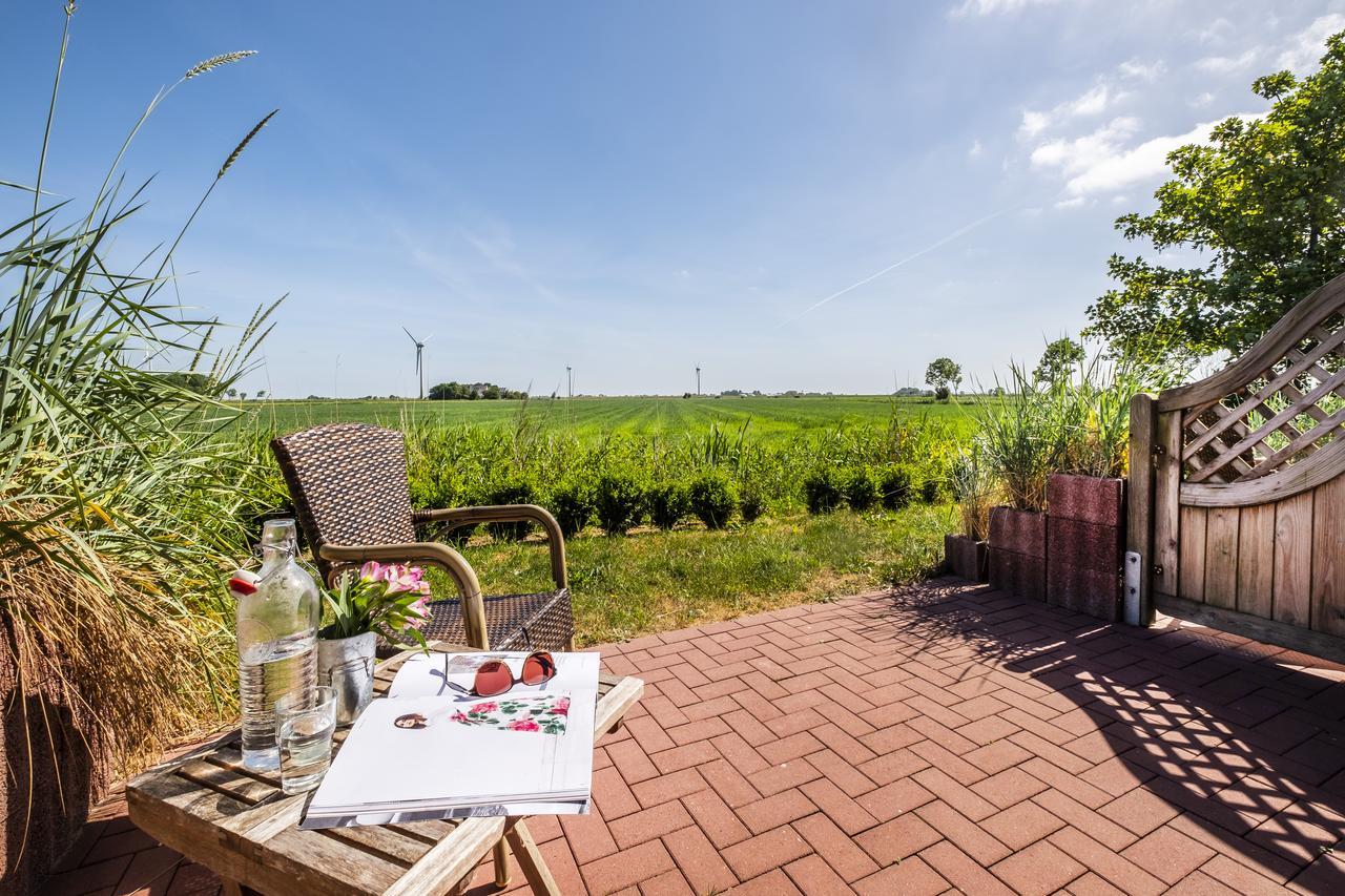 Hotel, Restaurant, Cafe Pharisaeerhof - Nordseeurlaub Mit Hund Нордстранд Екстер'єр фото
